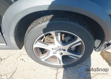 2012 Volvo Xc70 T6 z USA, uszkodzony, nr VIN YV4902BZ3C1138352